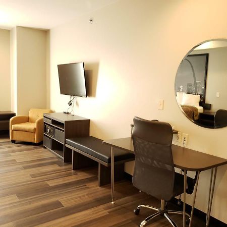 Hotel Super 8 By Wyndham St. Louis North Esterno foto