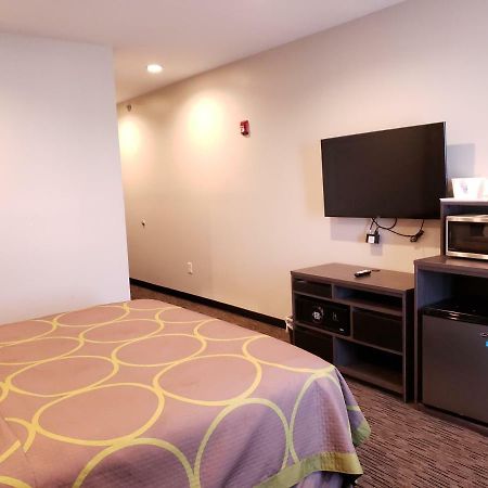 Hotel Super 8 By Wyndham St. Louis North Esterno foto