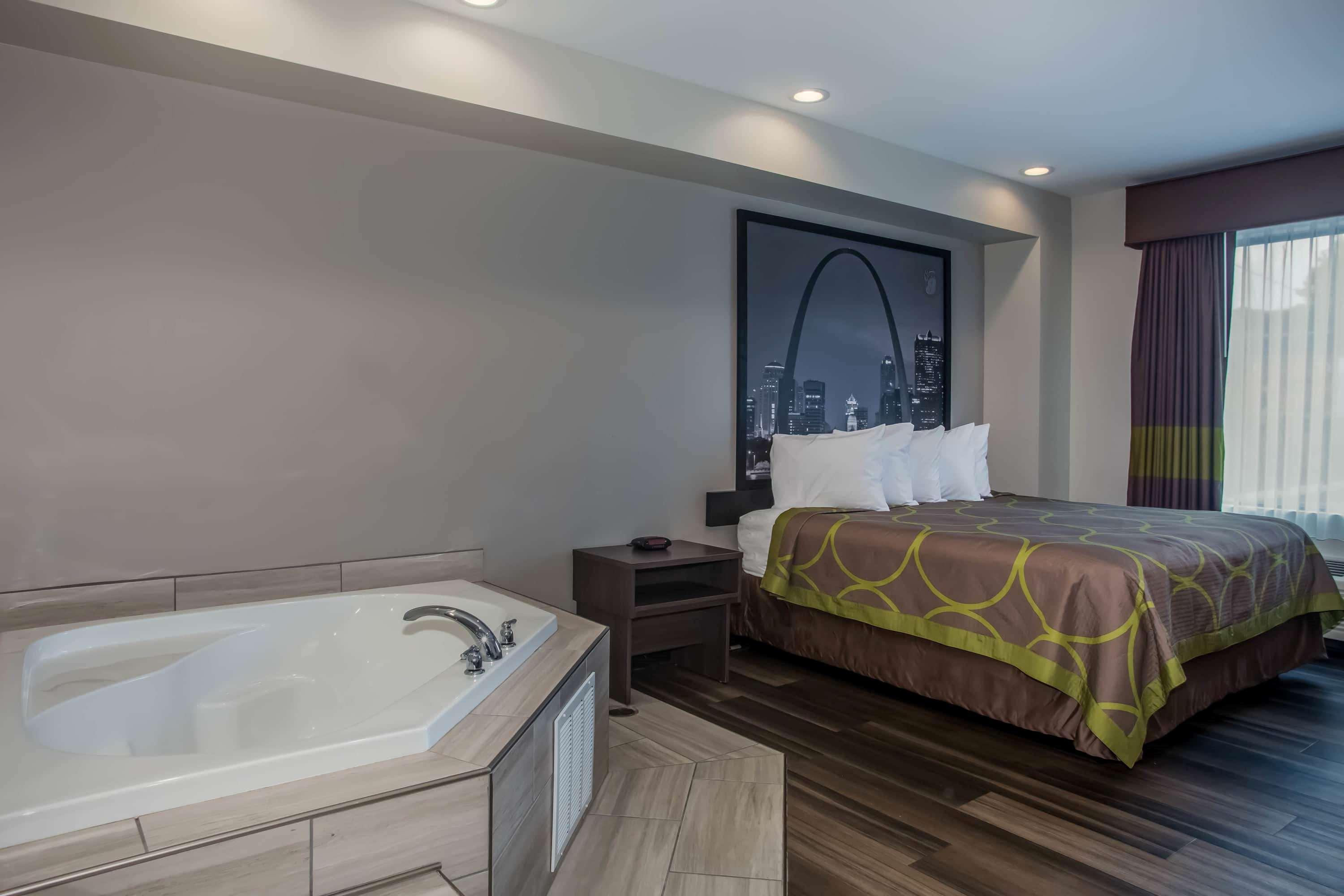 Hotel Super 8 By Wyndham St. Louis North Esterno foto