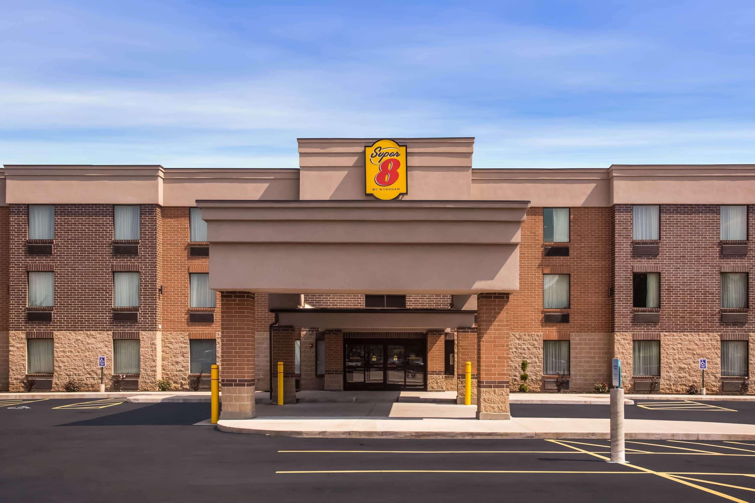 Hotel Super 8 By Wyndham St. Louis North Esterno foto