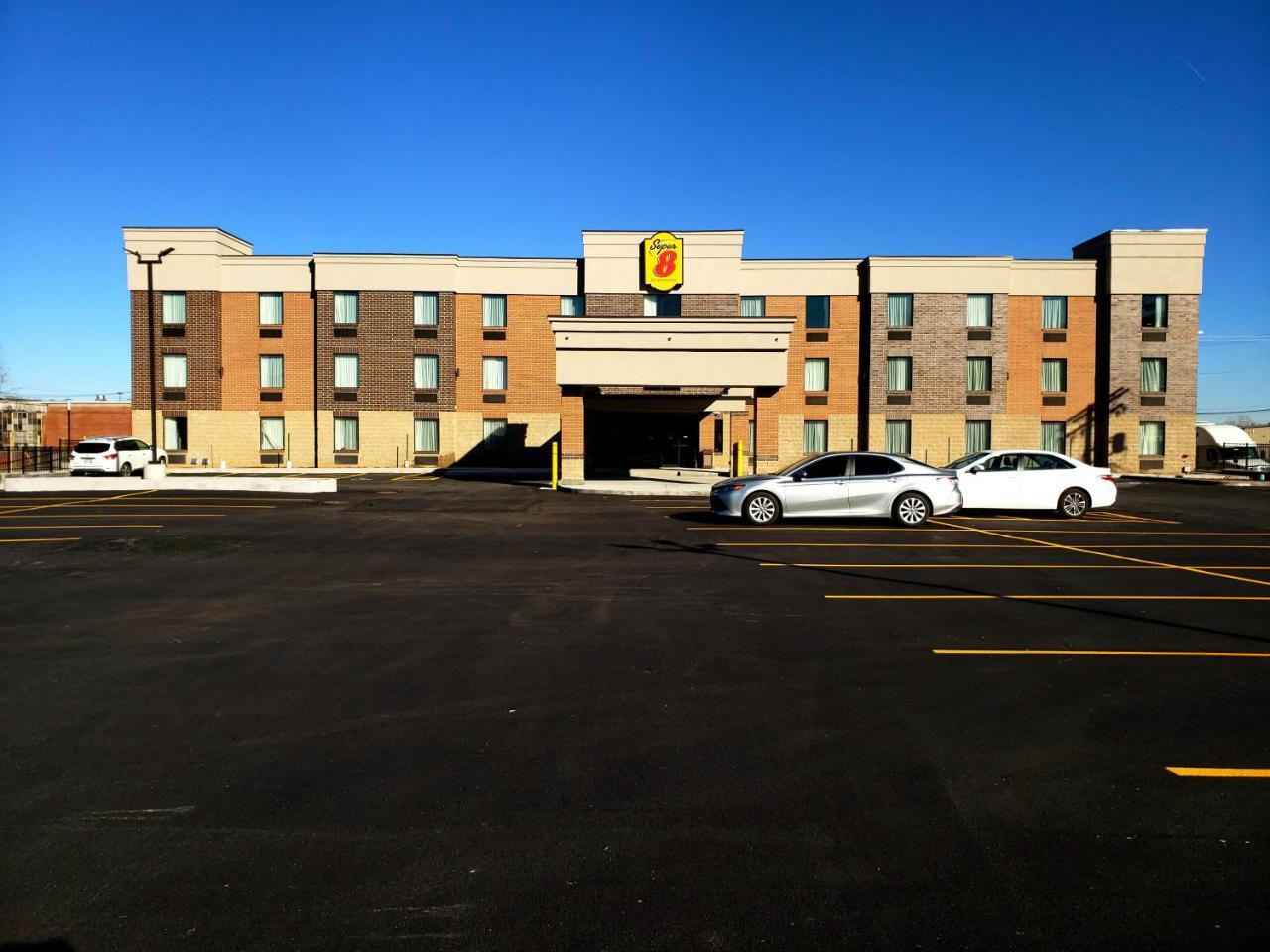 Hotel Super 8 By Wyndham St. Louis North Esterno foto